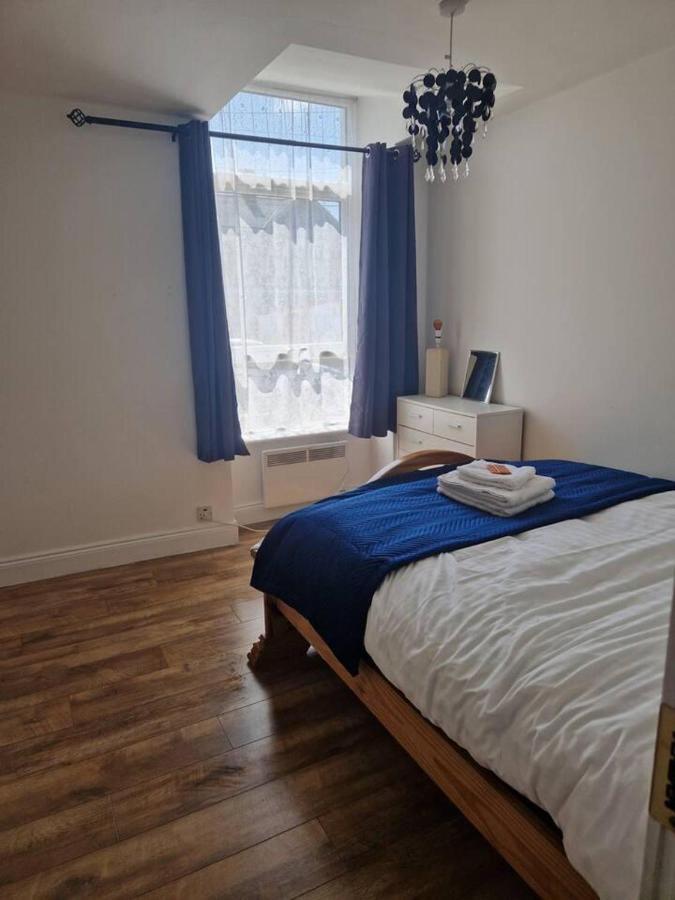 Beautiful 1-Bed Apartment In Cork Exterior foto